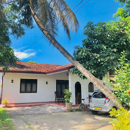 Villa 163 Negombo Exterior photo